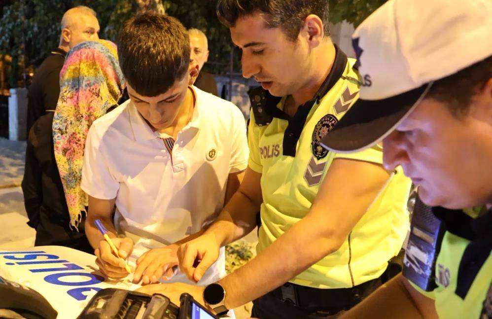 Aksaray’da ehliyetsiz sürücünün yakınları basın mensuplarına saldırdı 9